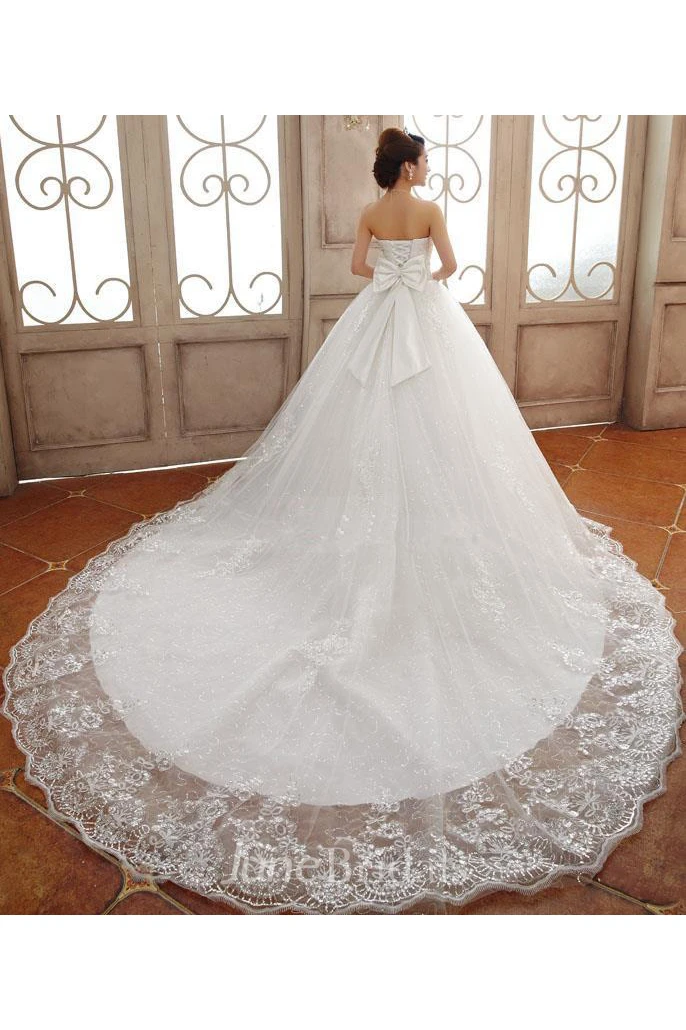 Glamorous Strapless Lace Beadings Wedding Dress Long Train Lace-Yp