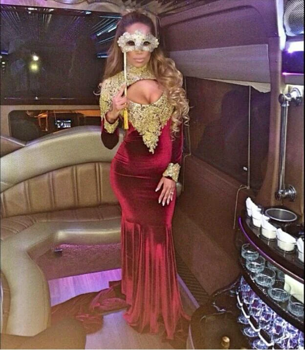Stunning Long Sleeve Golden Appliques Evening Dresses Mermaid With Train