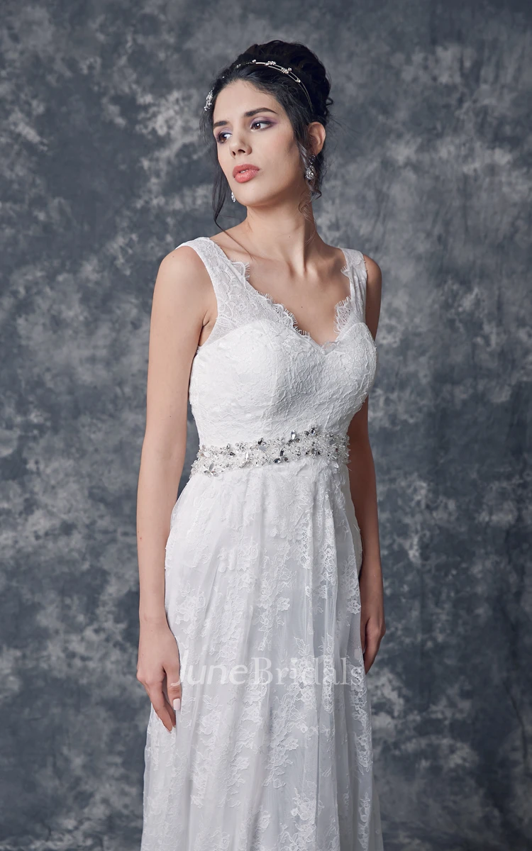 Sleeveless V-neck Pleated Long Lace Dress With Beaded Belt