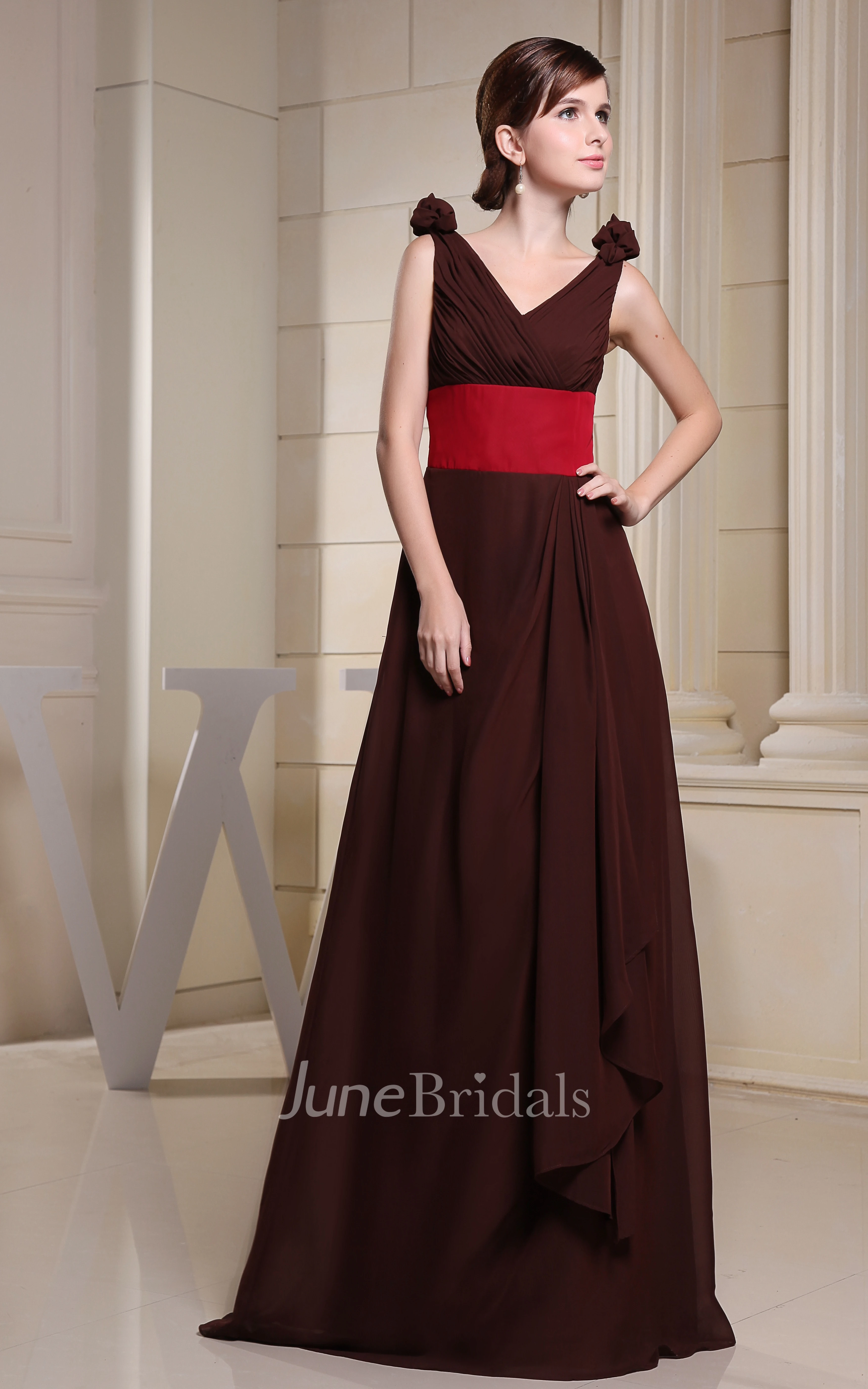 V-Neck Sleeveless Chiffon Floor-Length Dress With Floral Strap