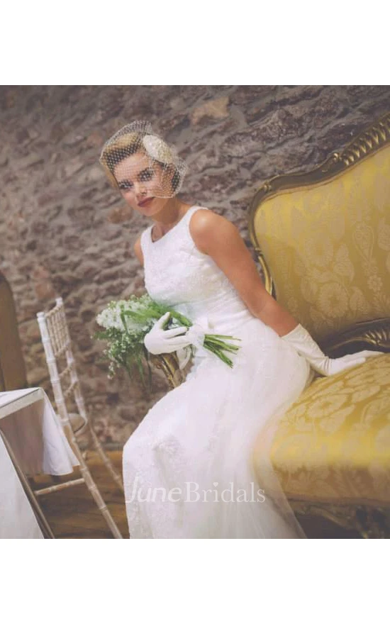 Jewel Sleeveless Long Tulle Wedding Dress With Sash And Bow