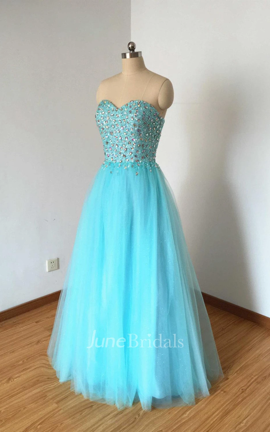 Ball Gown Sweetheart Tulle Dress