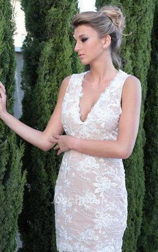 Deep-V Neck Sleeveless Short Sheath Lace Wedding Dress