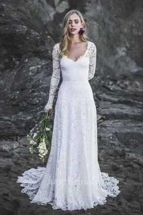 Long Sleeve Sexy A-line Lace Wedding Dress With V-neck And Keyhole