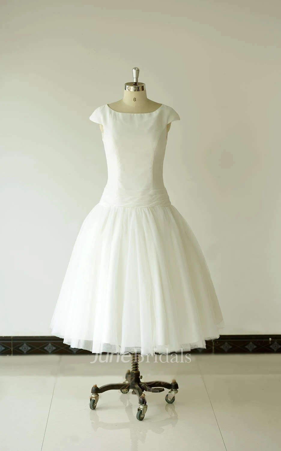 Ball Gown Tea-Length Cap Sleeve Chiffon Tulle Lace Dress