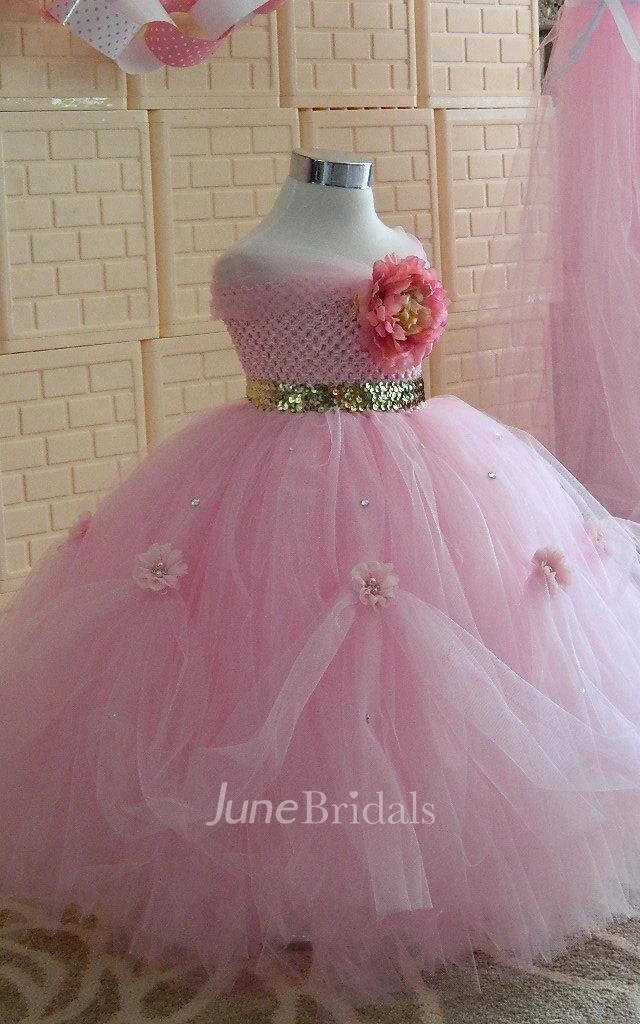 Sleeveless Beaded Tulle Dress With Flower and Pleats