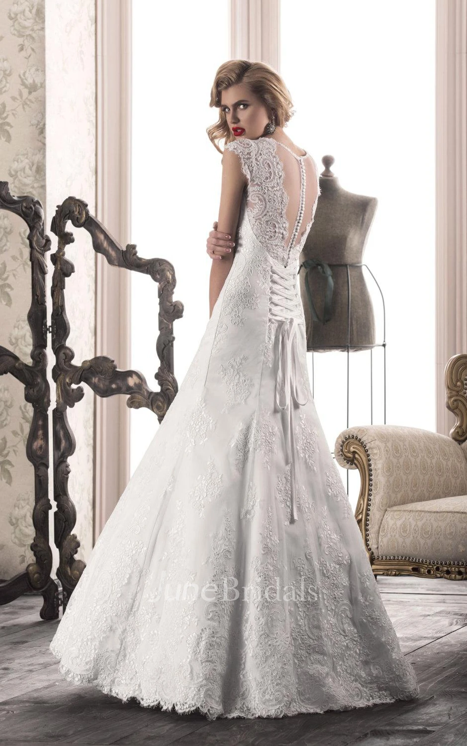 Mermaid Lace Weddig Dress With Corset Back