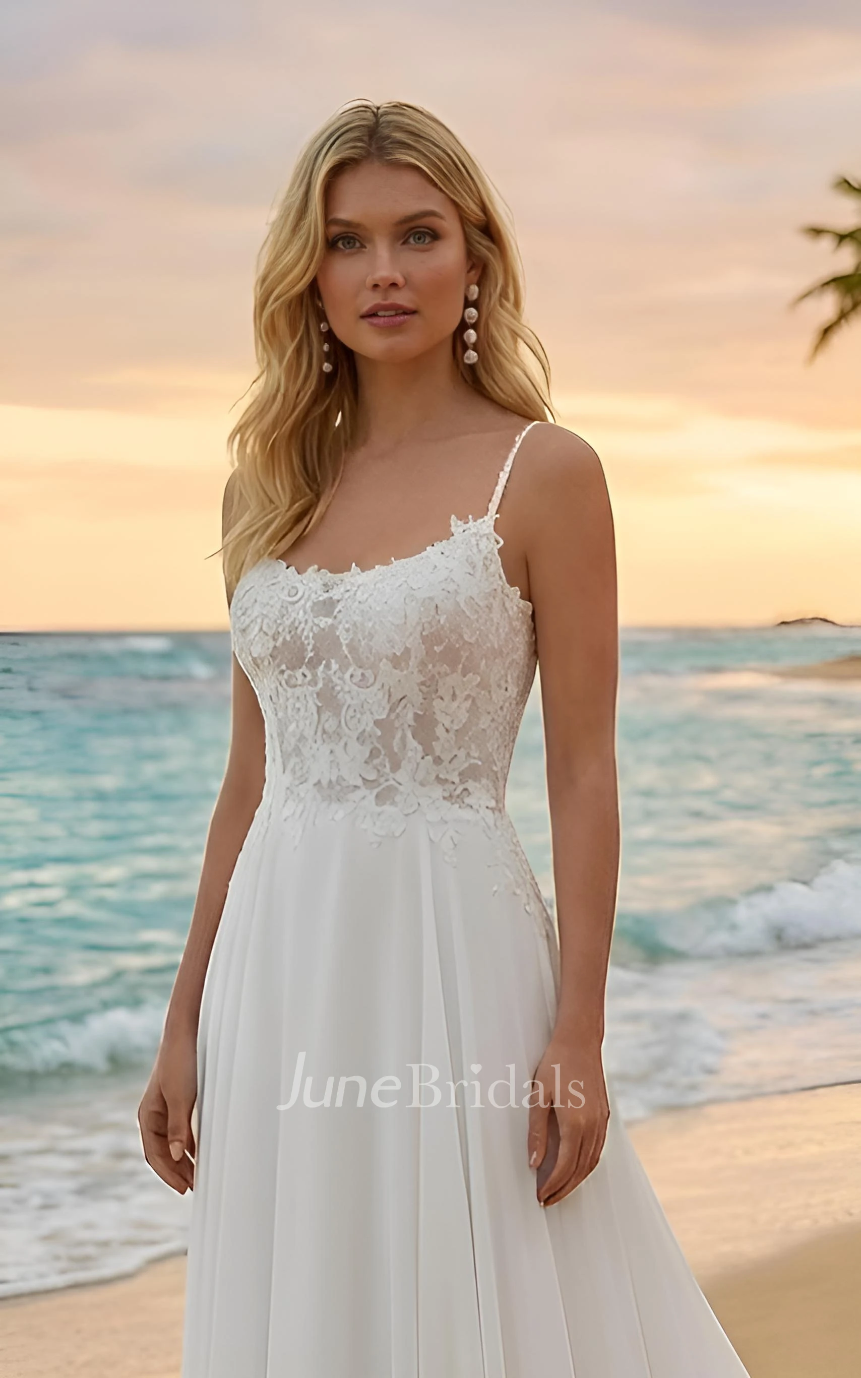 Bohemian Lace A-Line Wedding Dress Beach Spaghetti Chiffon Bridal Gown with Open Back