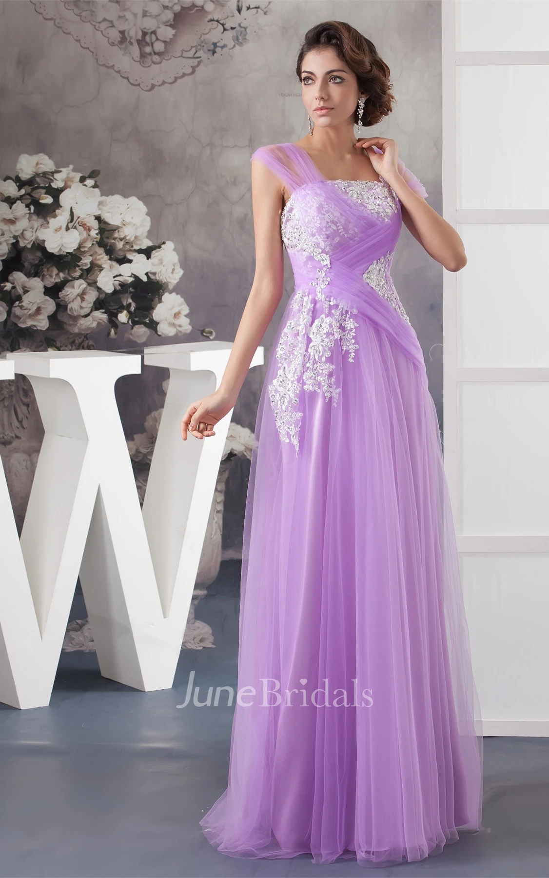 Strapped Tulle Floor-Length Dress with Appliques
