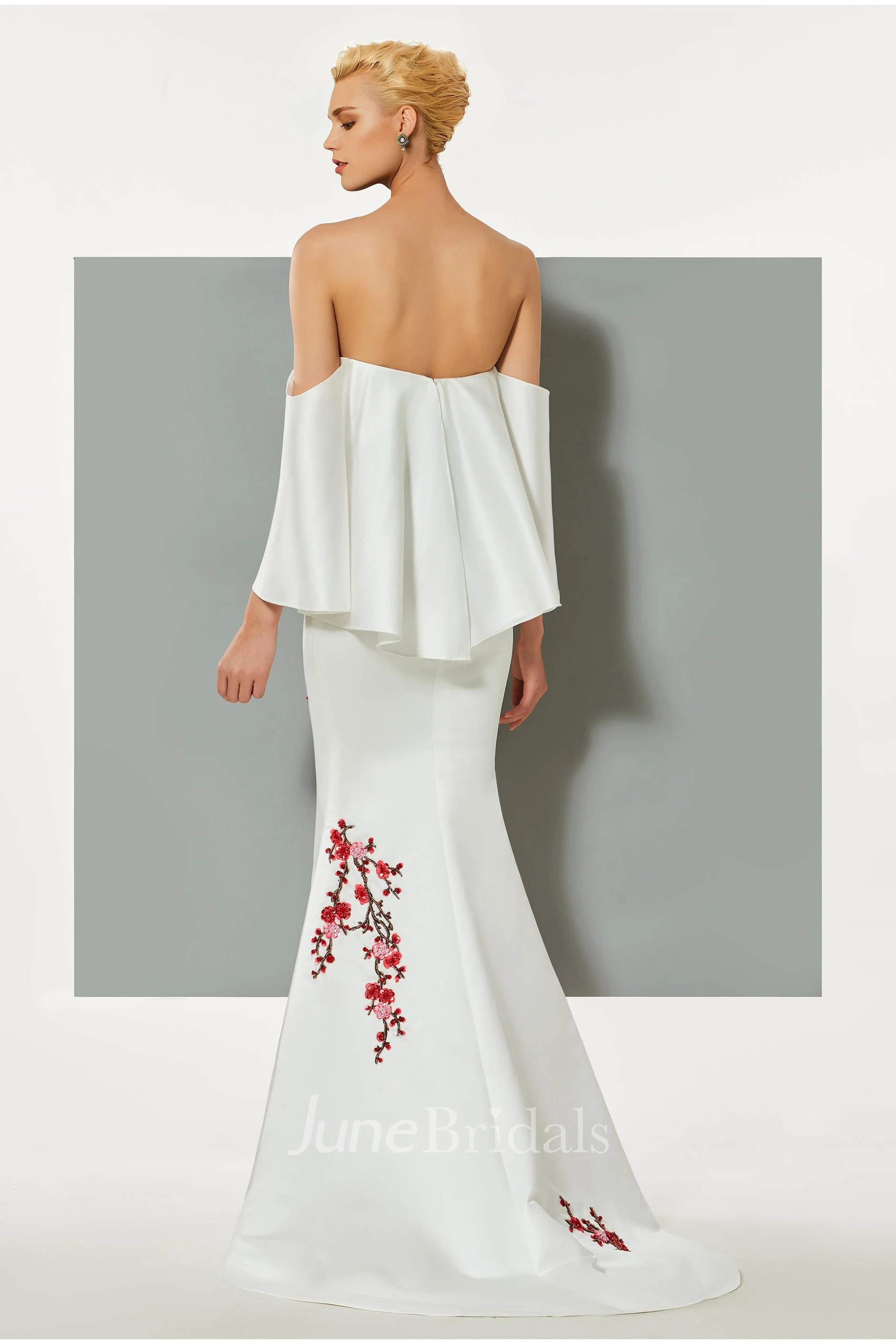 Elegant Satin Mermaid Strapless Bat Sleeve Dress with Sash