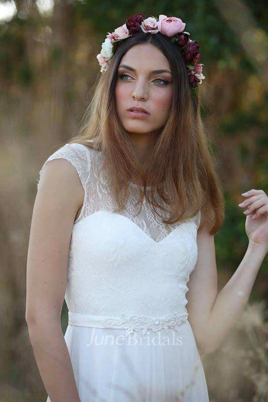 Scoop-Neck Cap-Sleeve Chiffon Pleated Wedding Dress With Keyhole