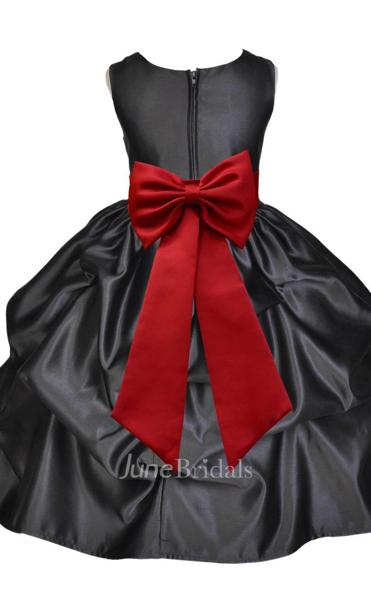 Sleeveless A-line Ruffled Dress With Flower and Bow