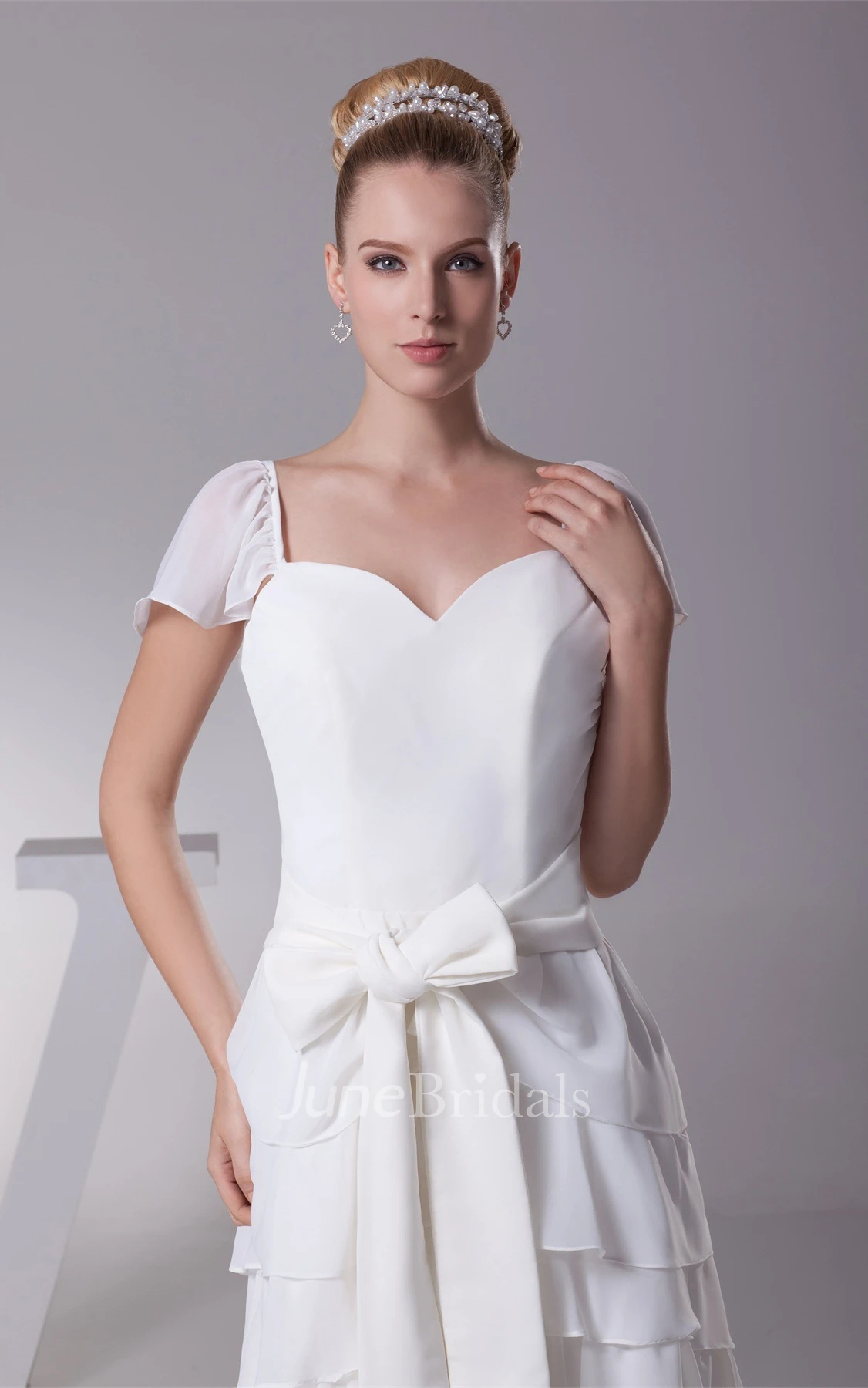 Caped-Sleeve Tiered Sheath Dress with Ribbon