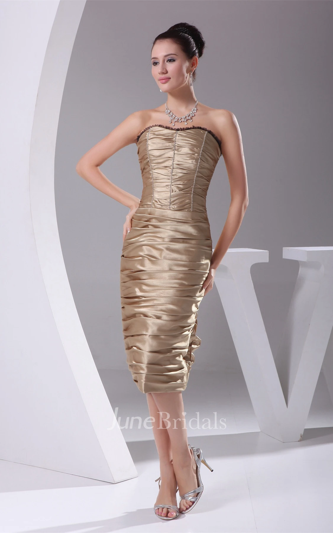 Strapless Knee-Length Dress with Overall Ruched Design