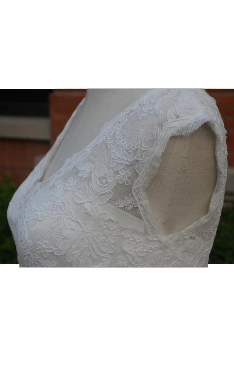 A-Line Short V-Neck Chiffon Lace Weddig Dress
