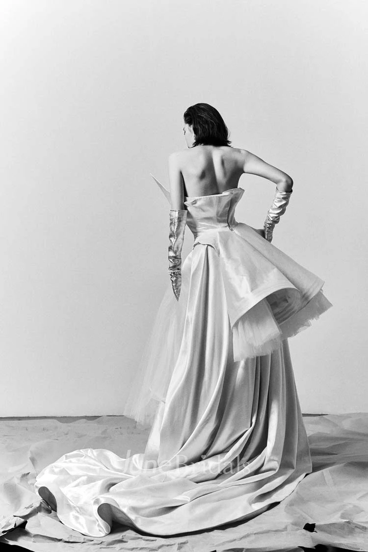 Stunning Sweetheart Satin Wedding Dress with Dramatic Side Draping