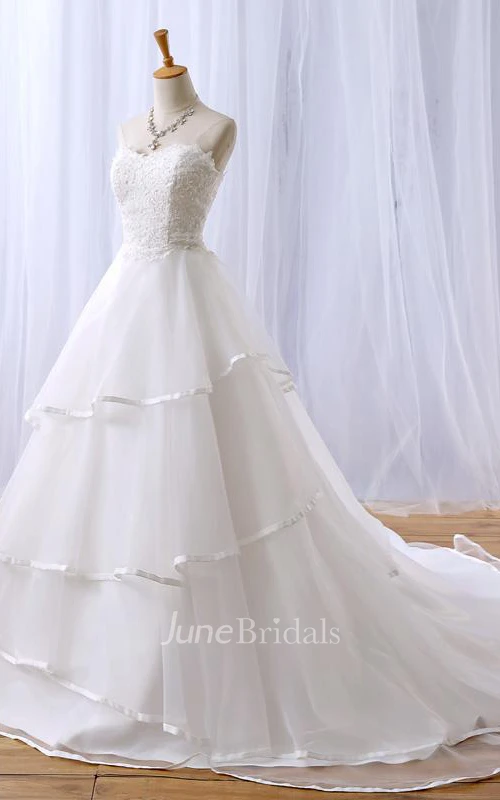 A-Line Long Sweetheart Appliques Chapel Train Zipper Lace-Up Back Tulle Lace Dress