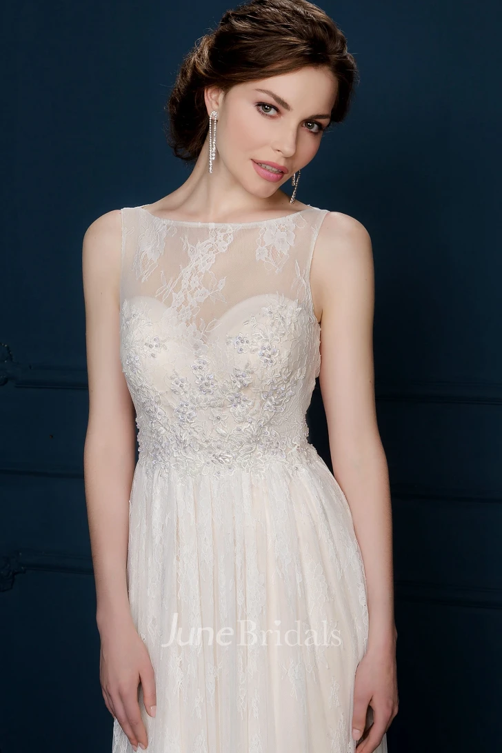 A-Line Maxi Appliqued Bateau-Neck Sleeveless Lace Evening Dress With Pleats