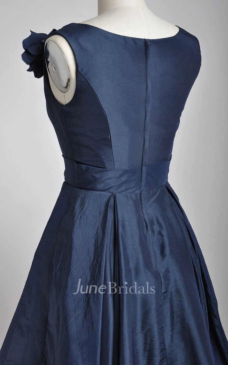 Scoop Neckline A-line Knee-length Dress With 3D Flower