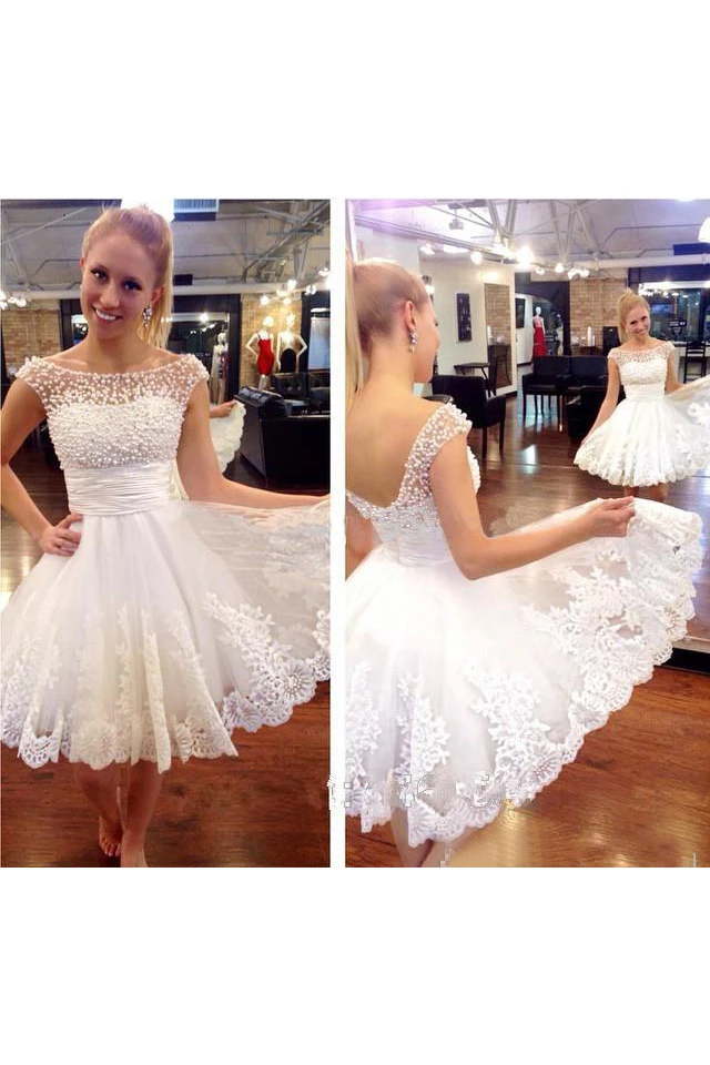 Appliques Summer Beach Vintage Sheer neck Short Sleeves Wedding Dress