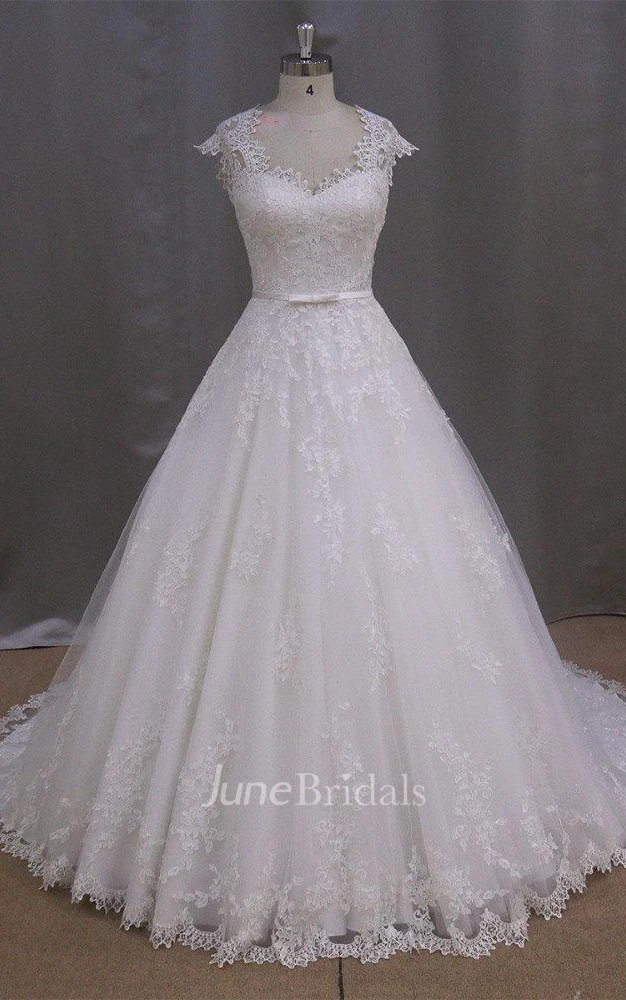 Vintage V-Neck Cap Sleeve A-Line Appliqued Wedding Dress