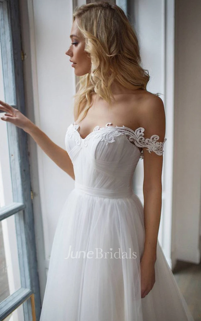 Casual A Line Tulle Off-the-shoulder Sweetheart Sleeveless Wedding Dress with Lace