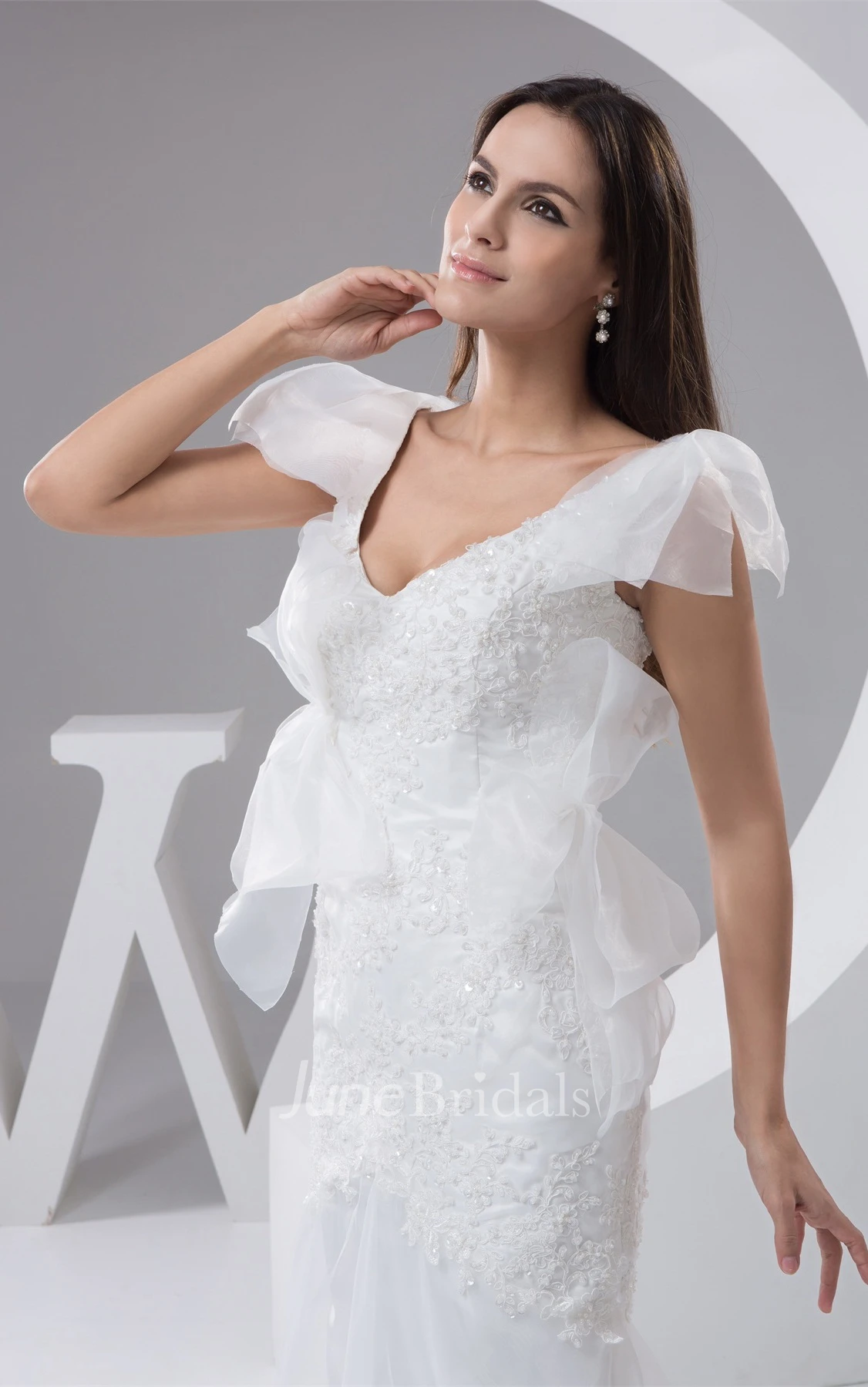 V-Neck Sheath Maxi Dress with Appliques and Brush Train