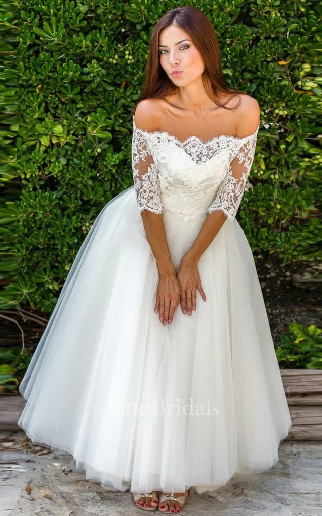 Vintage Boho A Line Off-Shoulder Lace Wedding Dress Romantic Half Sleeves Ankle Length Tulle Bridal Gown