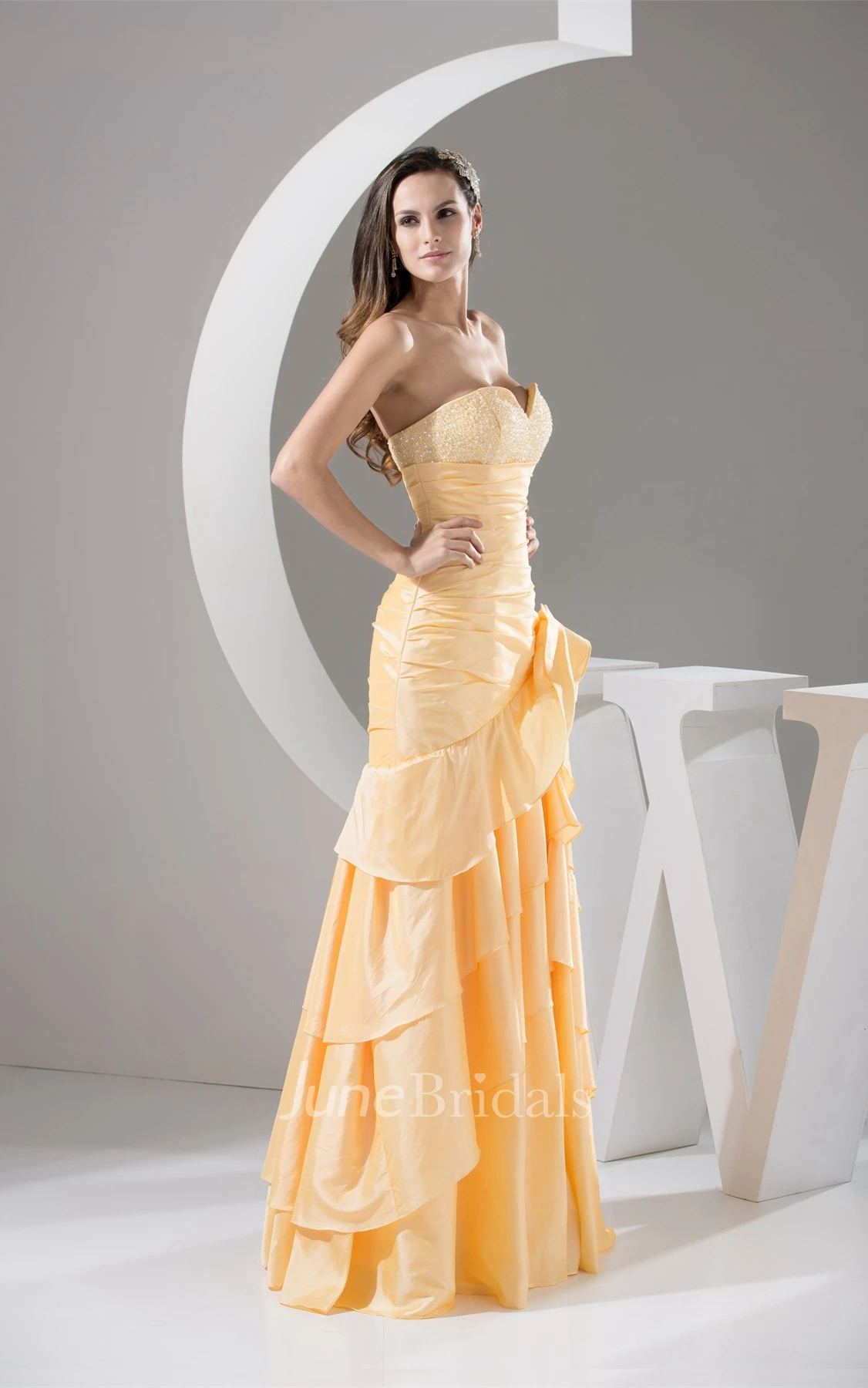 Sexy Beaded Sweetheart Bodice Dress with Layered Ruffles and Zipper Back