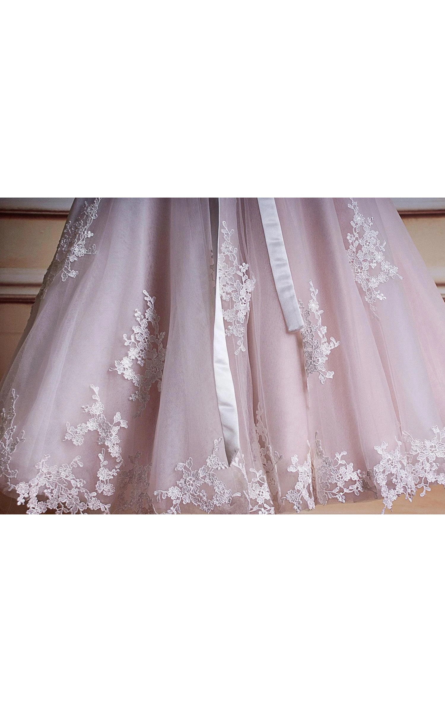 A-Line Tea-Length Cap Sleeve Tulle Lace Satin Dress With Keyhole Back