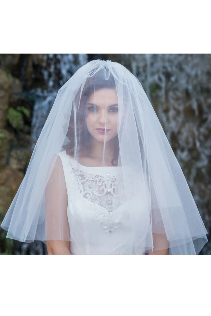 Simple Fluffy Short Double Layer Wedding Veil