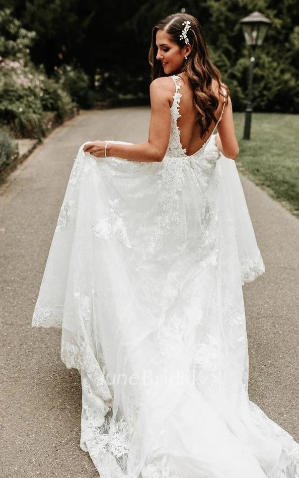 A Line V-neck Lace Floor-length Court Train Sleeveless Wedding Dress with Appliques