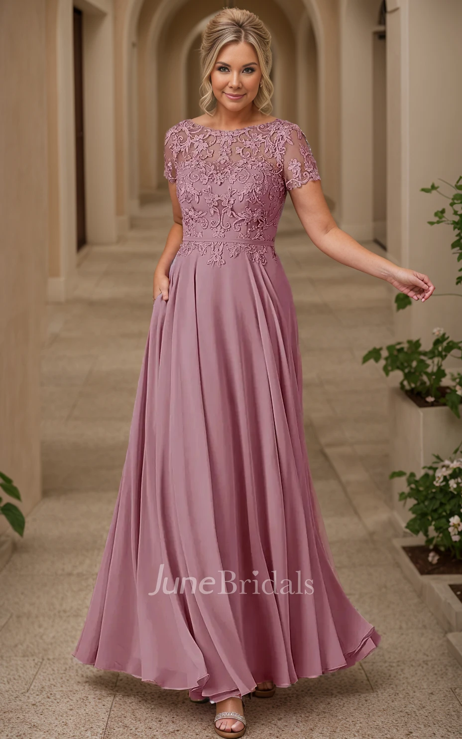 Mauve Elegant Modest Vintage A-Line Short Sleeves Lace Maxi Bateau Neck Chiffon MOB Dress with Zipper Back