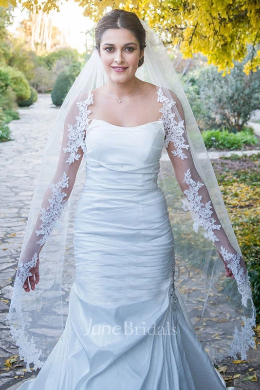 Short Tulle Lace Applique Bridal Veil - June Bridals