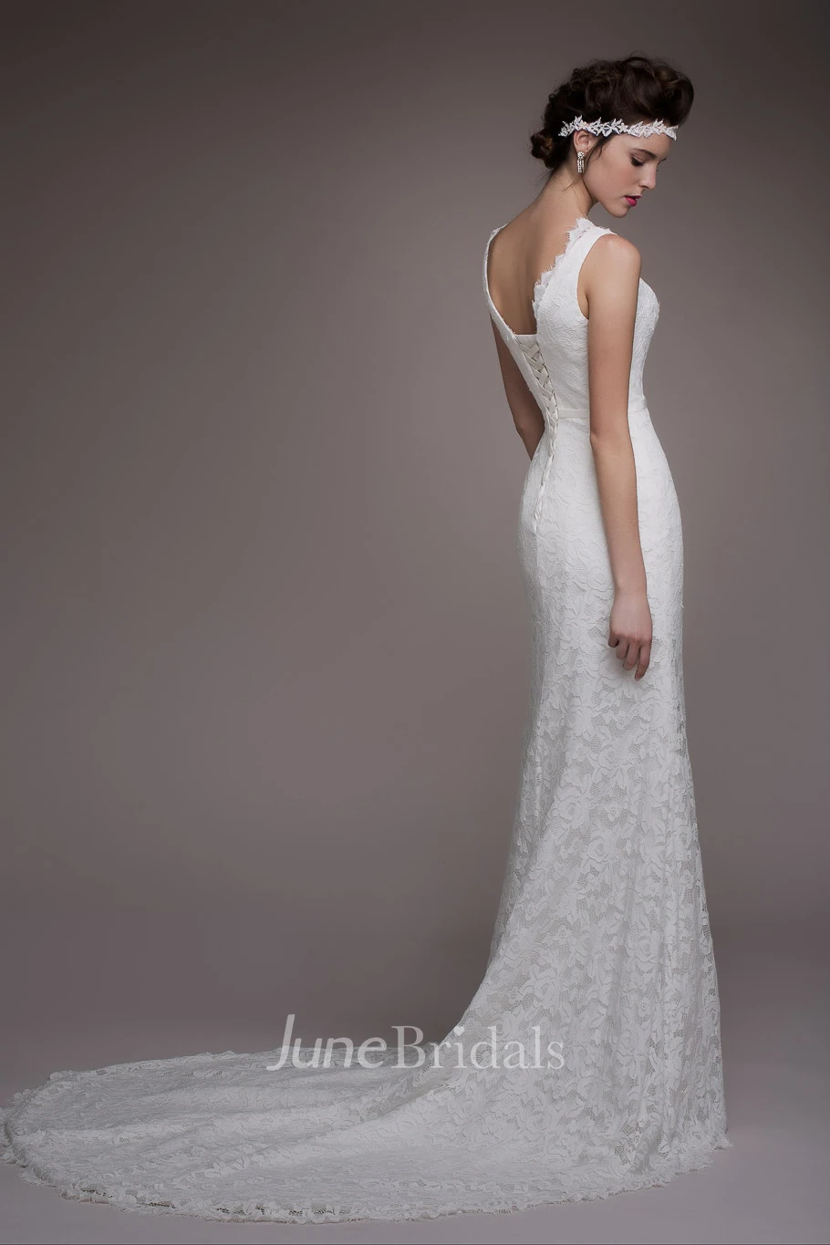 Dreaming Sheath Lace Sleeveless Wedding Dress With Lace-up/Corset Back 