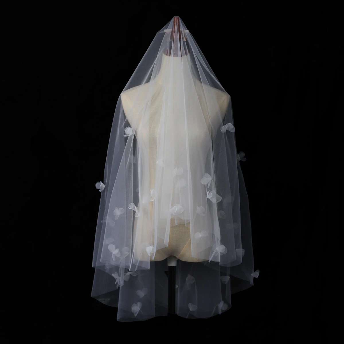Romantic Style Bridal Veil with Petal