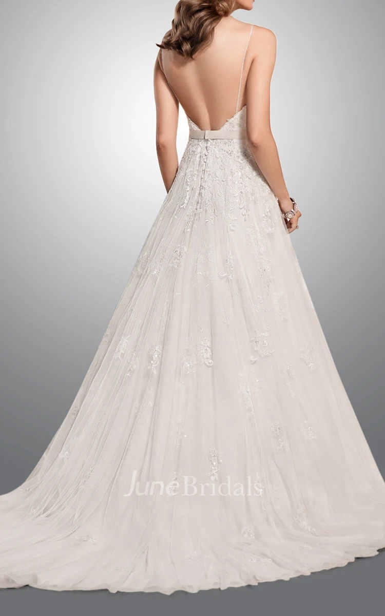 Exquisite Spaghetti Strap Lace Wedding Dress With Open Back