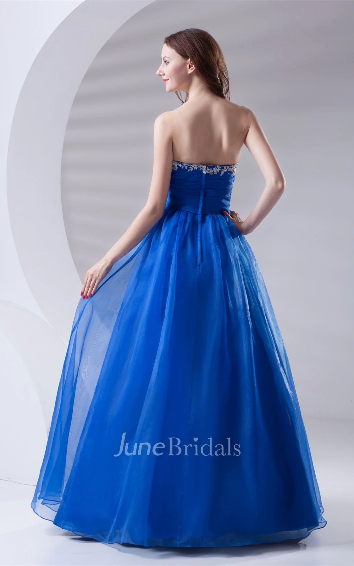 Sweetheart Criss-Cross A-Line Gown with Appliques