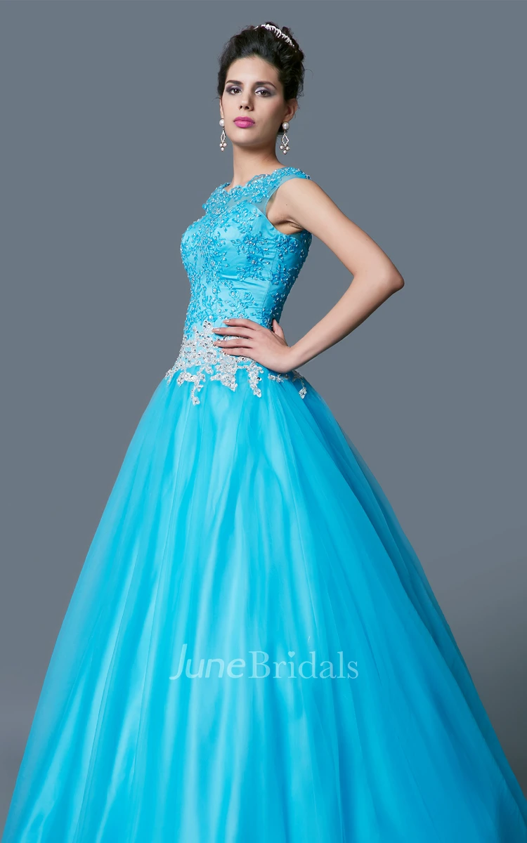 Classic Bateau Neck Lace and Tulle Ball Gown