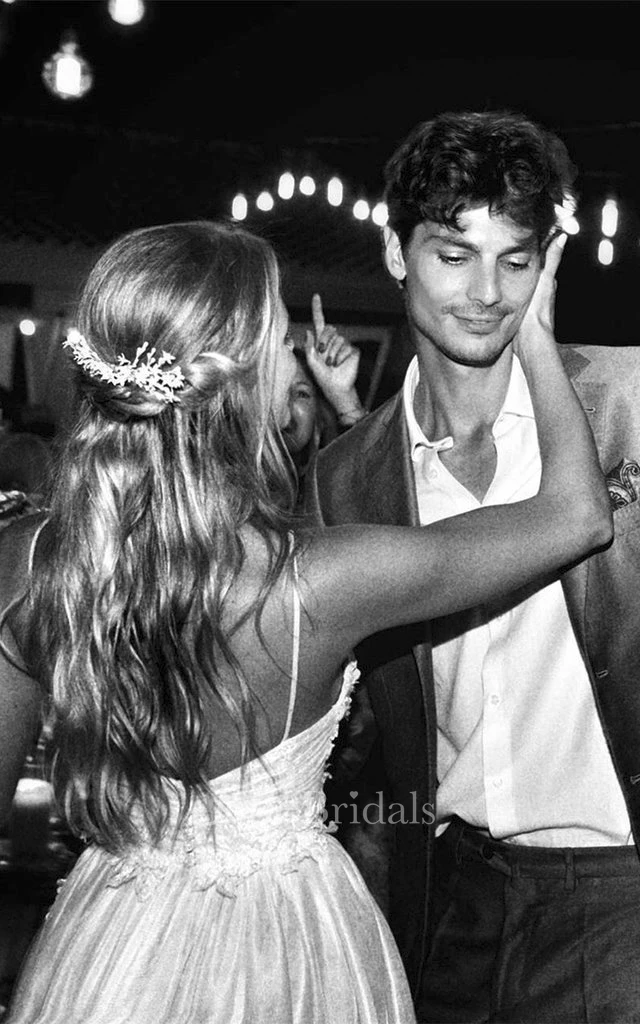 Lace Appliqued Open Back Tulle Wedding Dress With Deep V-neck And Flowers