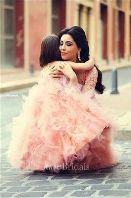 Long Sleeve Pink Lace Mermaid Wedding Dress With Ruffles Mother and Daughter Dress