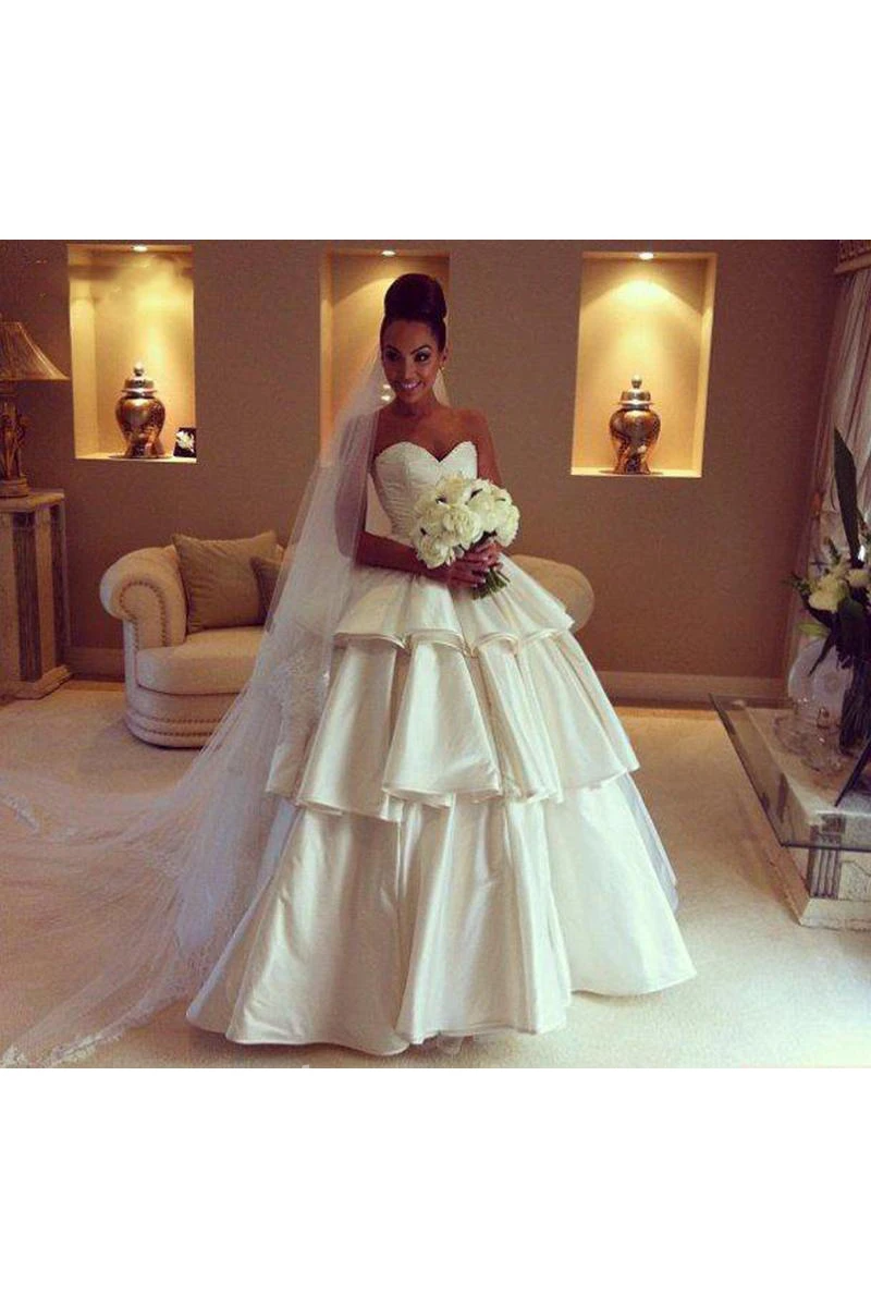 Gorgeous Sweetheart Layered Wedding Dresses Ball Gown Floor Length Bridal Gown