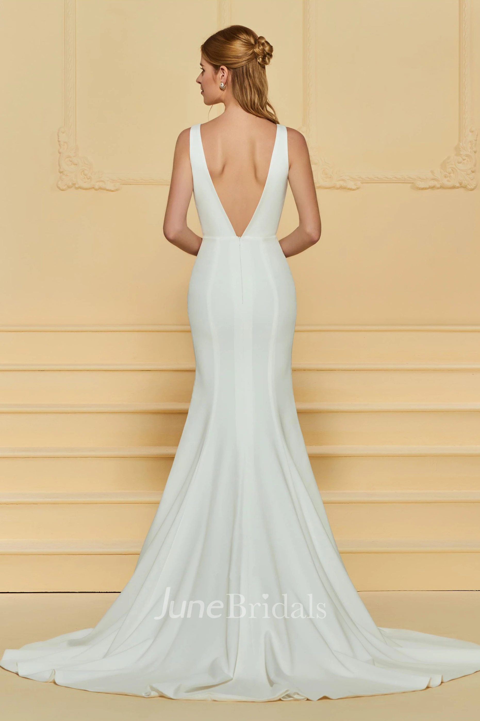 Elegant Chiffon Plunging Deep-V Back Long Dress