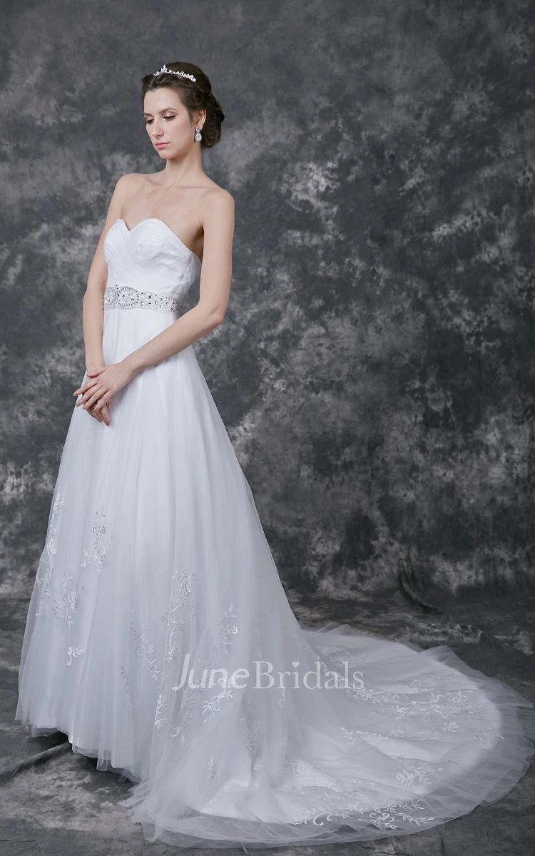 Sleeveless A-line Lace Applique Tulle Gown With Beaded Belt