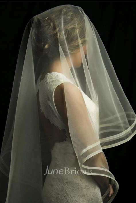 Sweep Length Simple Long Tulle Bridal Veil
