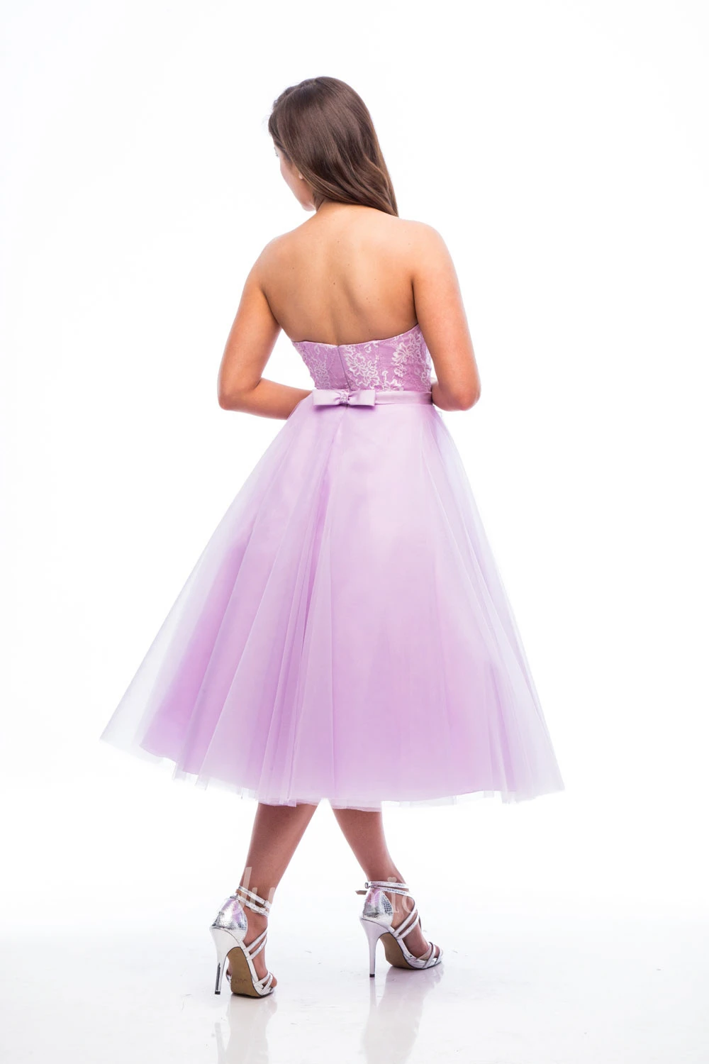 Tea-Length A-Line Sweetheart Sleeveless Appliqued Tulle Bridesmaid Dress