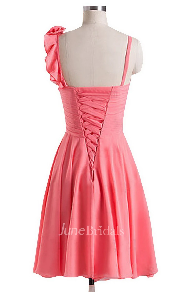 Spaghetti Straps Basque Waist Wedding Dress With 3D-Flower