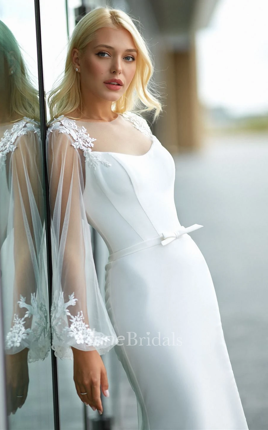 Modern Sweetheart Mermaid Satin Wedding Dress with Sash
