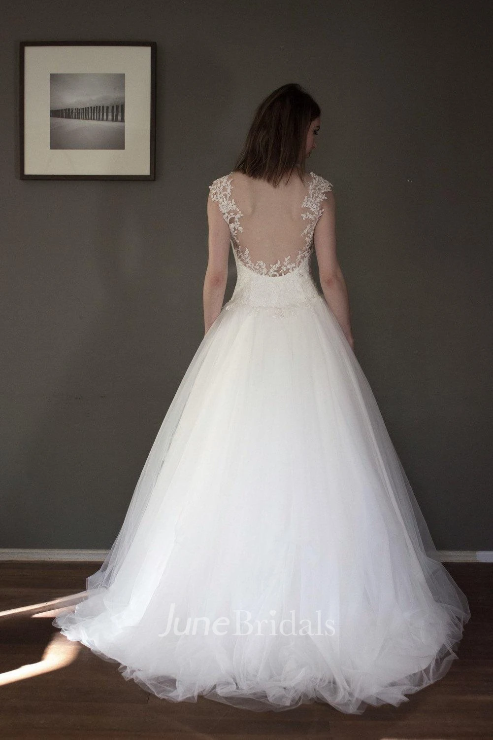 Off White Cap Sleeve Sweetheart Neck Pleated Tulle & Lace Wedding Dress