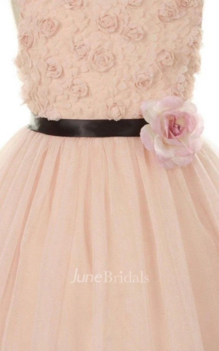 Sleeveless A-line Dress With Pleats and Flowers